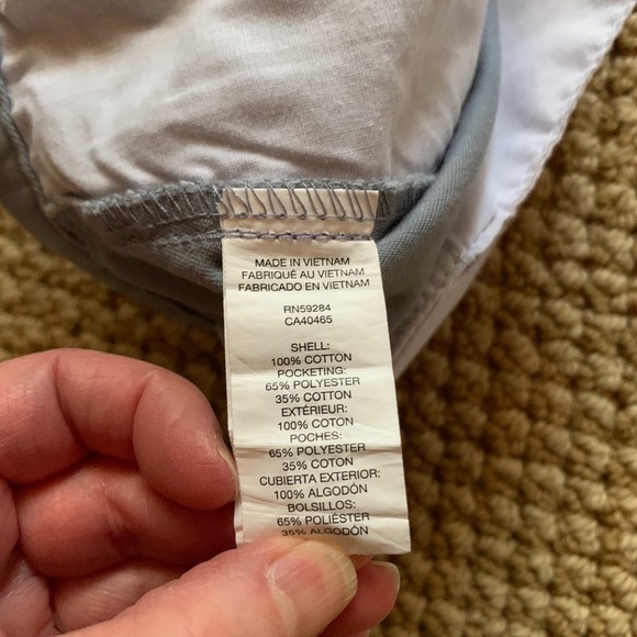 EUC The Children's Place Boys Gray Chino Shorts - Picture 7 of 7